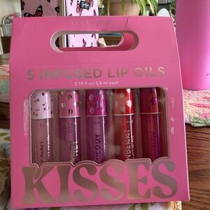 Kisses 5-Count Infused Lip Oils - Pink Assorted